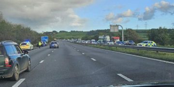 M4 closed both ways near Wiltshire as police launch urgent search