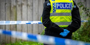Swindon woman charged with drink driving after crash on mini roundabout