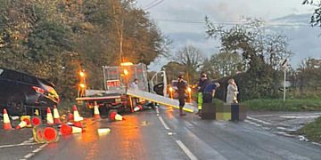 Road off A420 near Chippenham blocked following crossroads crash