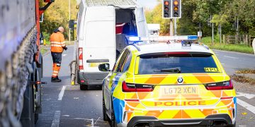 Fleeing suspect ‘runs towards Queen’s house’ after incident on A350