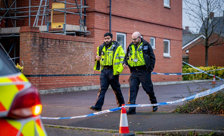 Woman dies after being found critically wounded in Swindon street