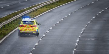 M4 delays after closure near Swindon due to ‘distressed person on bridge’