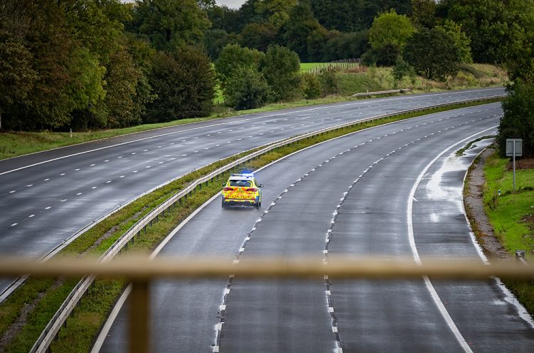 M4 delays after closure near Swindon due to ‘distressed person on bridge’