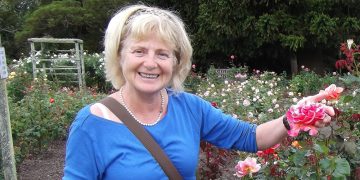 ‘Alternative healer’ in court over death of woman at ‘slapping therapy’ workshop
