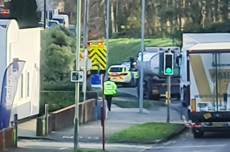 Serious crash will close A338 in Salisbury for ‘several hours’