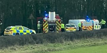 Vehicle overturns in ‘serious’ crash on A420 outside Swindon