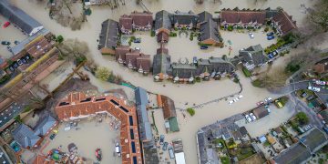 Marlborough underwater: 999 crews deployed in evacuation effort
