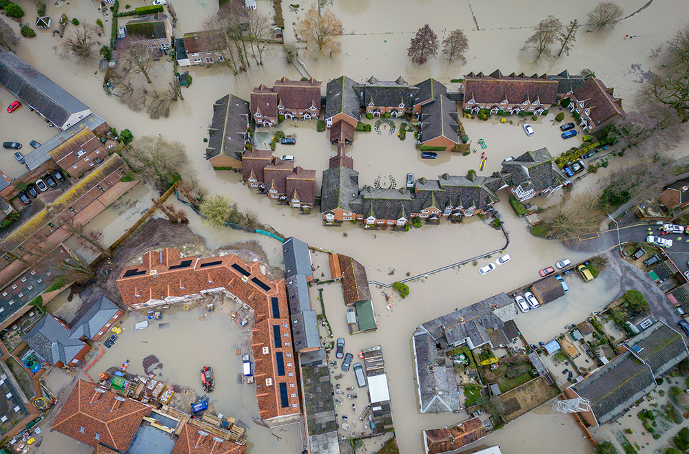 Marlborough underwater 999 crews deployed in evacuation effort