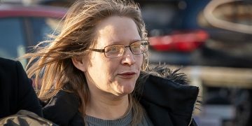 Woman threatened to attack prosecution witness on school run
