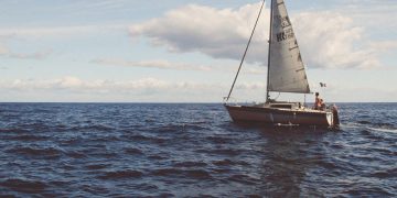 Why You Should Consider a Custom Boat if You’re an Avid Sailor
