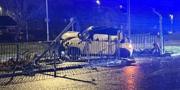 Car demolishes traffic light after ‘aquaplaning’ on Swindon route