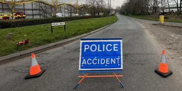 Major road in Swindon closed as fire crews attend gas leak