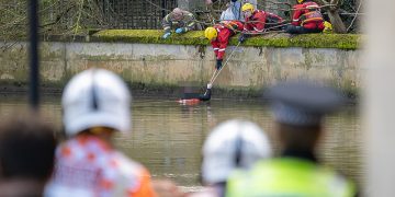 Huge 999 response after man enters River Avon in Chippenham