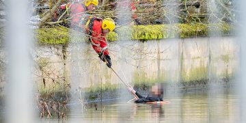Huge 999 response after man enters River Avon in Chippenham