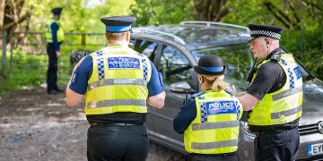 Male’s body found in Swindon lagoon during police search