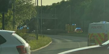 Major Swindon road closed due to ‘person in distress’ on bridge