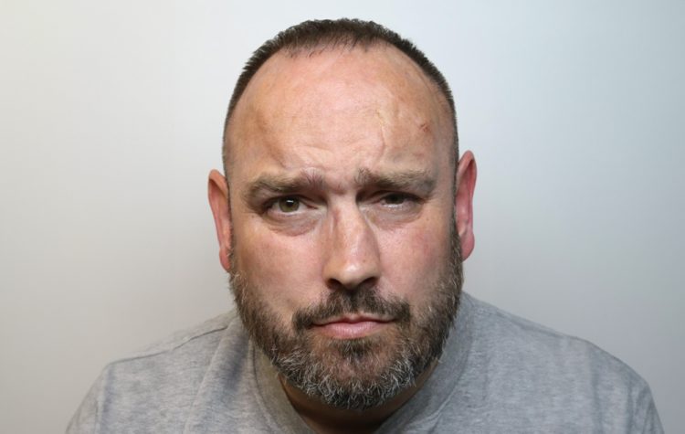 Vincent Sparkes jailed for life after stabbing Swindon man to death