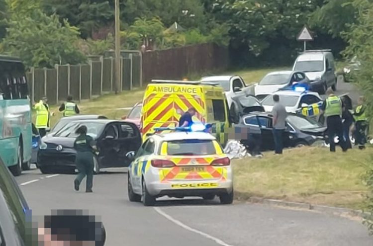 Emergency services called to crash on busy A338 crossroads