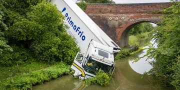 Lorry careers into canal – Wiltshire road shut for ‘prolonged period’