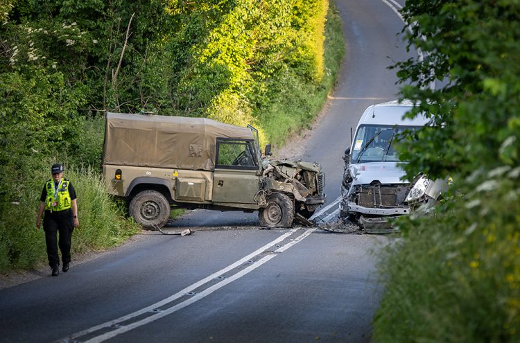 Teen girl critically injured as minibus involved in Wiltshire crash
