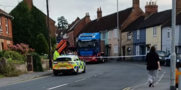 A350 closed as lorry crashes into house in Wiltshire town