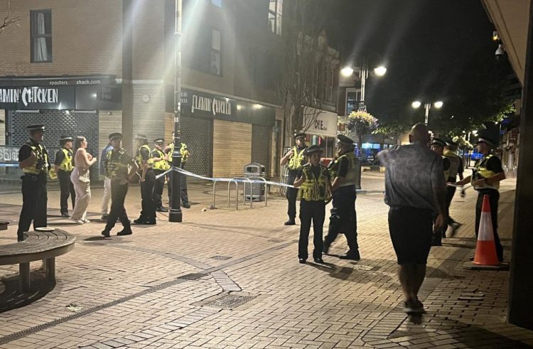 Man arrested after ‘claiming to have bomb’ in Swindon town centre