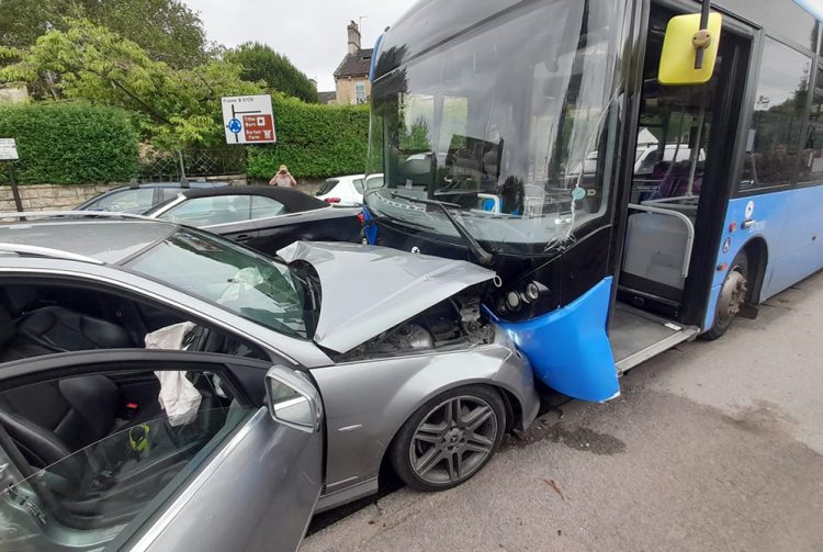 Traffic chaos in Bradford on Avon after bus involved in crash