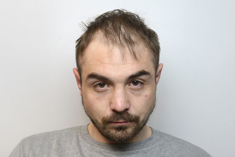 Police officers hunt Swindon man wanted on recall to prison