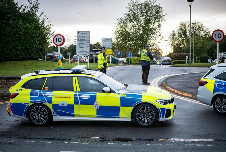 Huge 999 response after ‘major threat’ at Wiltshire Police HQ