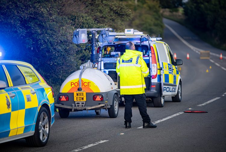 A4 closed as Wiltshire Police launch serious crash probe