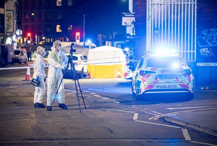 Man stabbed to death in Bristol – manhunt ongoing for perpetrator