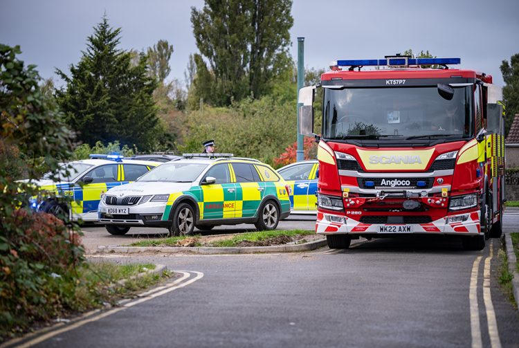 Emergency services respond to ‘welfare incident’ at Swindon lake
