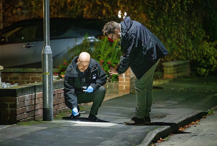 Mystery surrounds incident that saw police swarm Swindon street