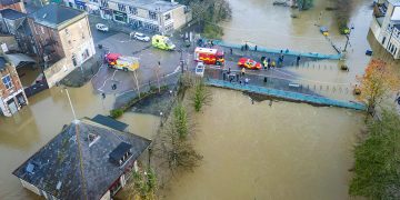 Chippenham underwater: 999 crews respond to Storm Bert flood