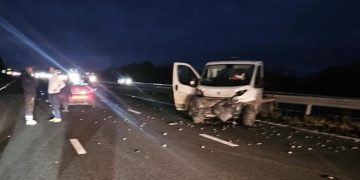 Car ‘smashes into recovery truck’ causing closure of M4 in Wiltshire