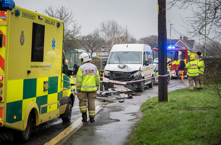 ‘Collision reduction’ firm van crashes into road signs in Chippenham