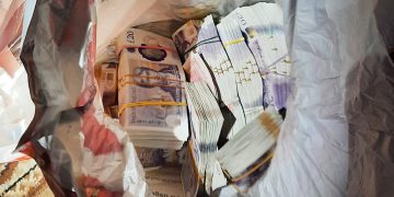 Crystal meth, cocaine and £40K: Three arrested in Chippenham