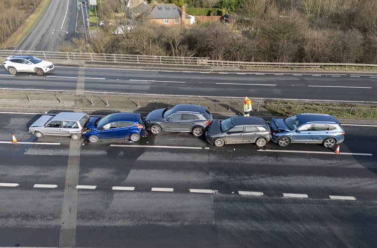 Disruption on A419 in Swindon after six-vehicle pile-up