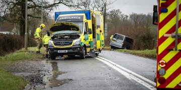 Driver loses wheel in pothole and hits ambulance in Malmesbury