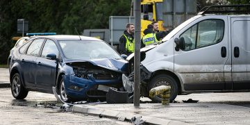 Van sporting ‘phallus drawings’ involved in Melksham junction crash