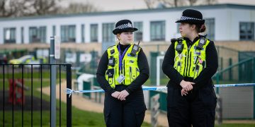 Huge emergency response as Swindon school hit with bomb threat