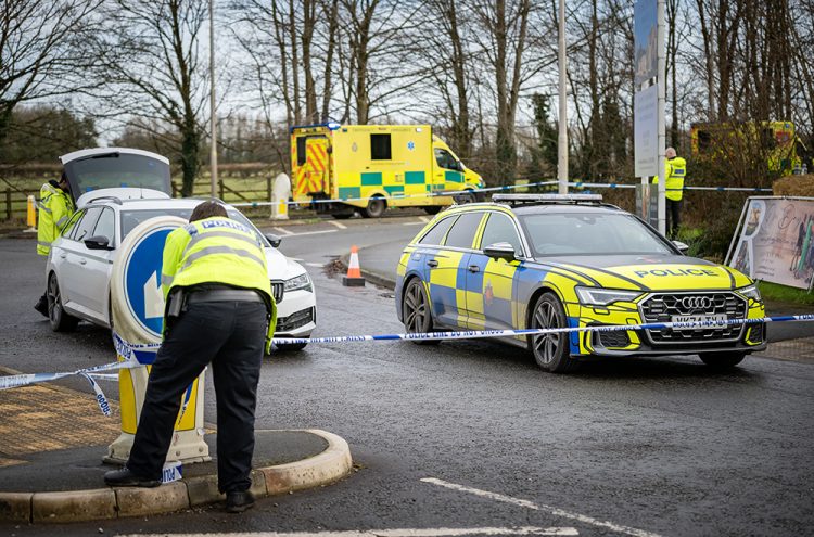 Two air ambulances attend serious crash on A419 near Wiltshire
