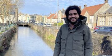 Councillor launches investigation into smelly Wiltshire town