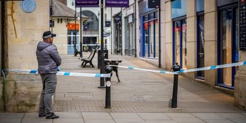 Chippenham phone shop staff ‘traumatised’ after serious incident