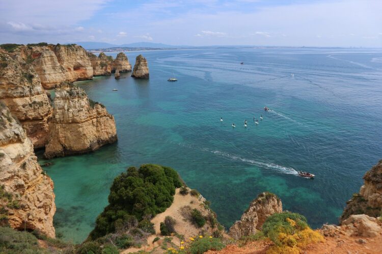 Best Easy Travel for Senior Citizens: A Guide to Comfortable and Enjoyable Trips
