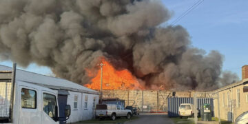 ‘Chemical warning’ as major blaze breaks out in Wiltshire town