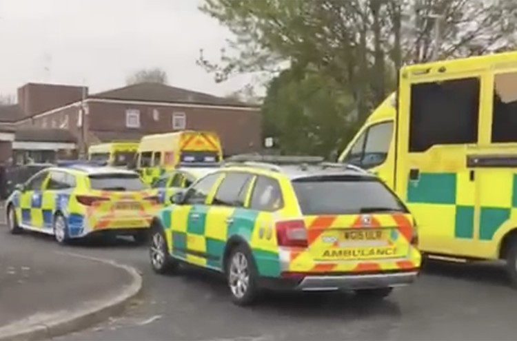 Huge emergency response after man ‘stabs himself’ in Swindon