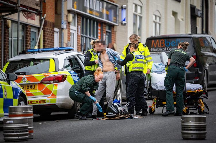 Man collapses during arrest for assaulting police in Chippenham