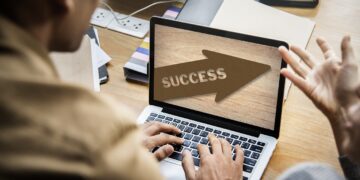 Why Your Next Career Move Might Be Internal: Perks & Benefits