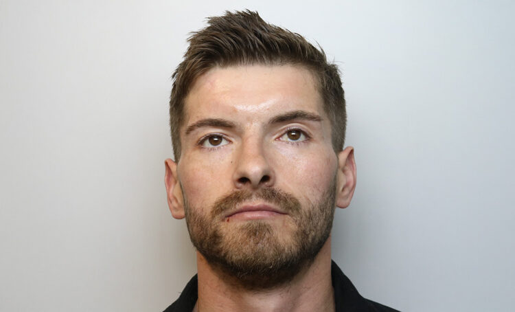 Swindon man wanted over ‘domestic and public order offences’
